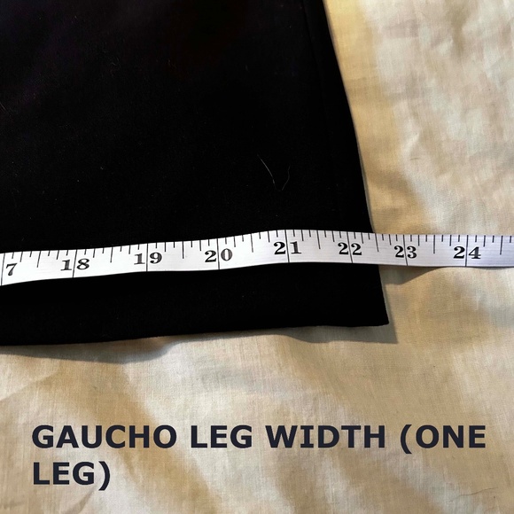NEW PHOTOS! GAUCHOS, WIDE LEG, BLACK, SZ 24, BACK HIDDEN ZIP, PLEAT FRONT & BACK - Picture 6 of 15